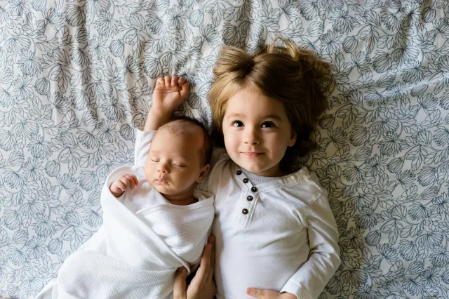 brothers-2982560_1280.jpg